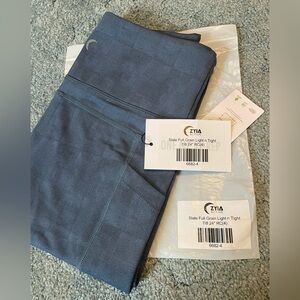 NWT ZYIA Slate Full Grain Light n Tight Leggings 24”